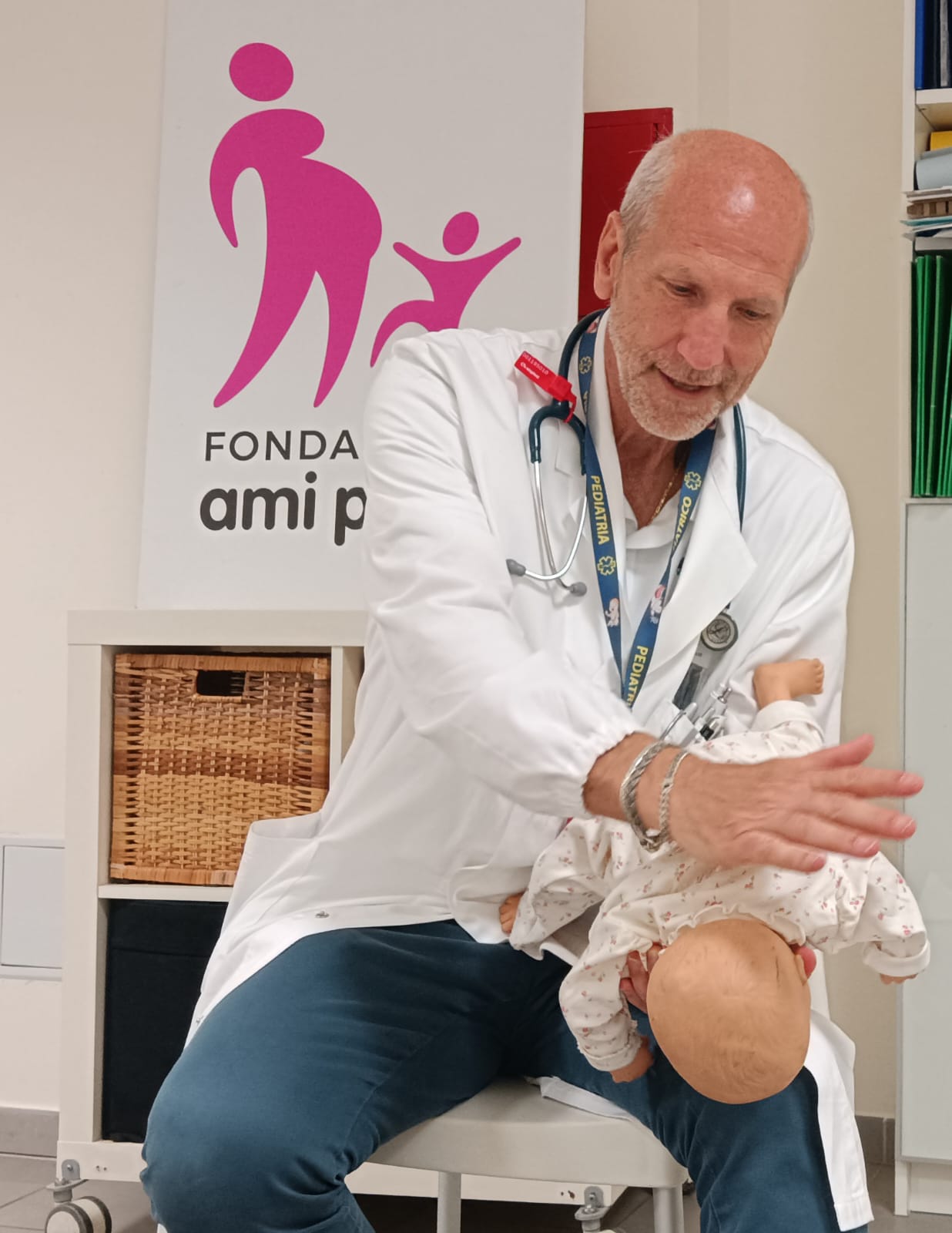 SOS BABY- Disostruzione delle vie aeree e sicurezza del bambino